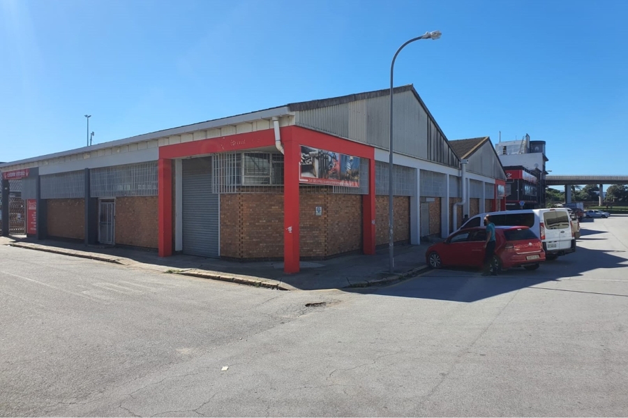 To Let commercial Property for Rent in North End Eastern Cape